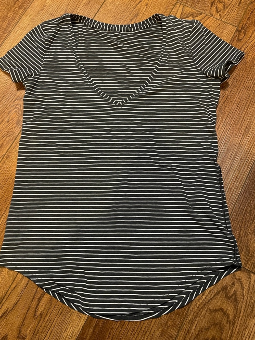 lululemon athletica Dark Grey & White Striped V-Neck Short Sleeve Tee